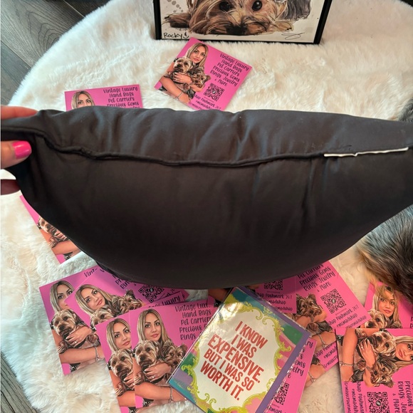 Juicy Couture - Picture 5 of 6